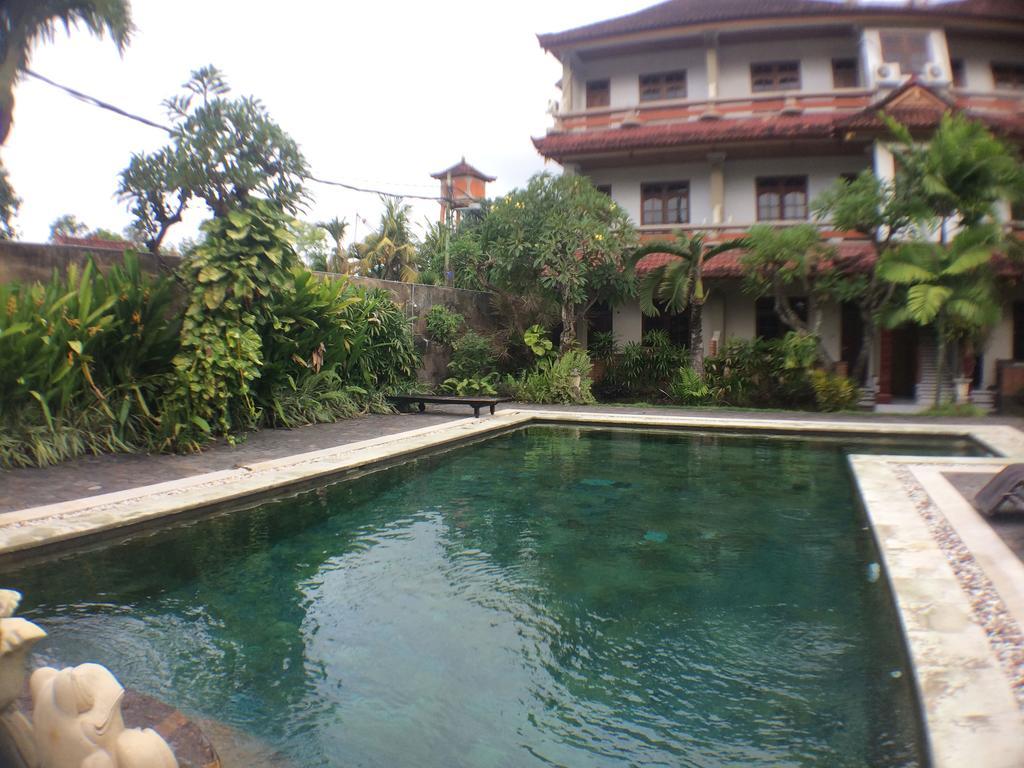 Mangga Bali Inn Легиан Экстерьер фото